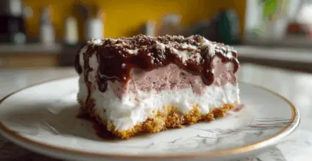 Torta gelato per una merenda fresca