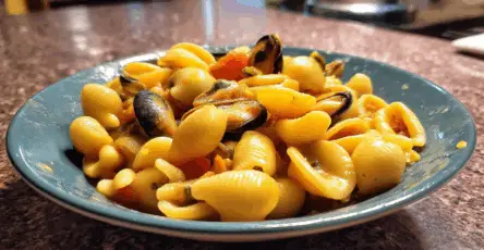 Pasta con patate e cozze