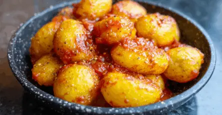 Patate alla pizzaiola