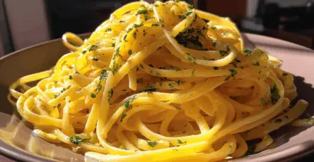 Linguine al pesto di mandorle