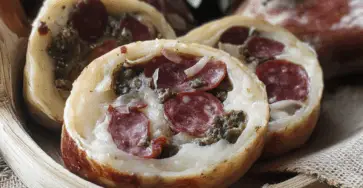 Girelle rustiche con salsiccia
