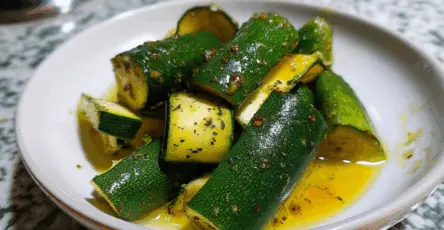 Zucchine Marinate Crude