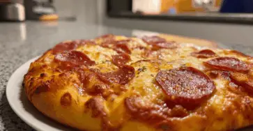 Pizza in Teglia Soffice e Gustosa