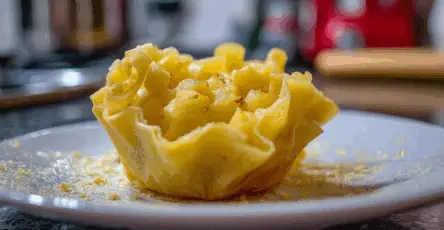 Tasche di Pasta Sfoglia con Ripieno di Patate